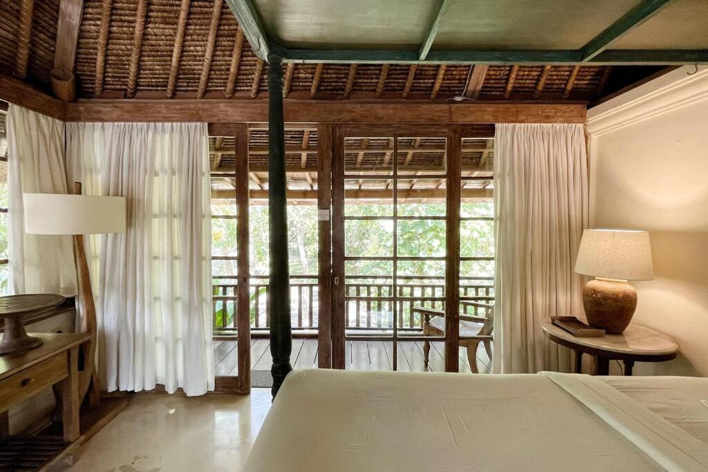 Beautiful Bali Culture At Centre Villa Sanur (Bali)