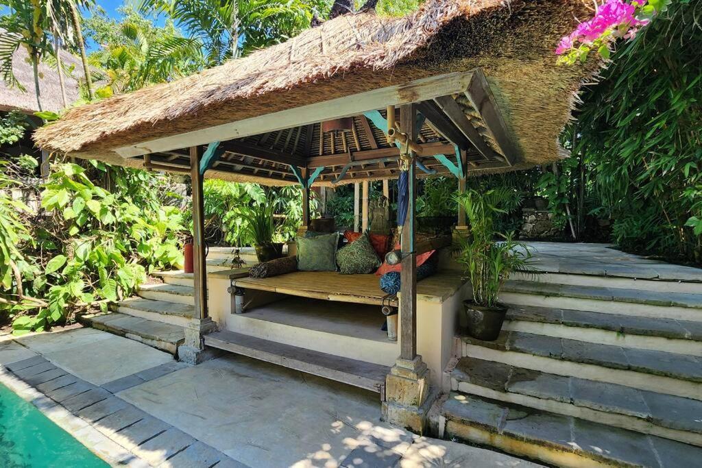 Beautiful Bali Culture At Centre Sanur (Bali)